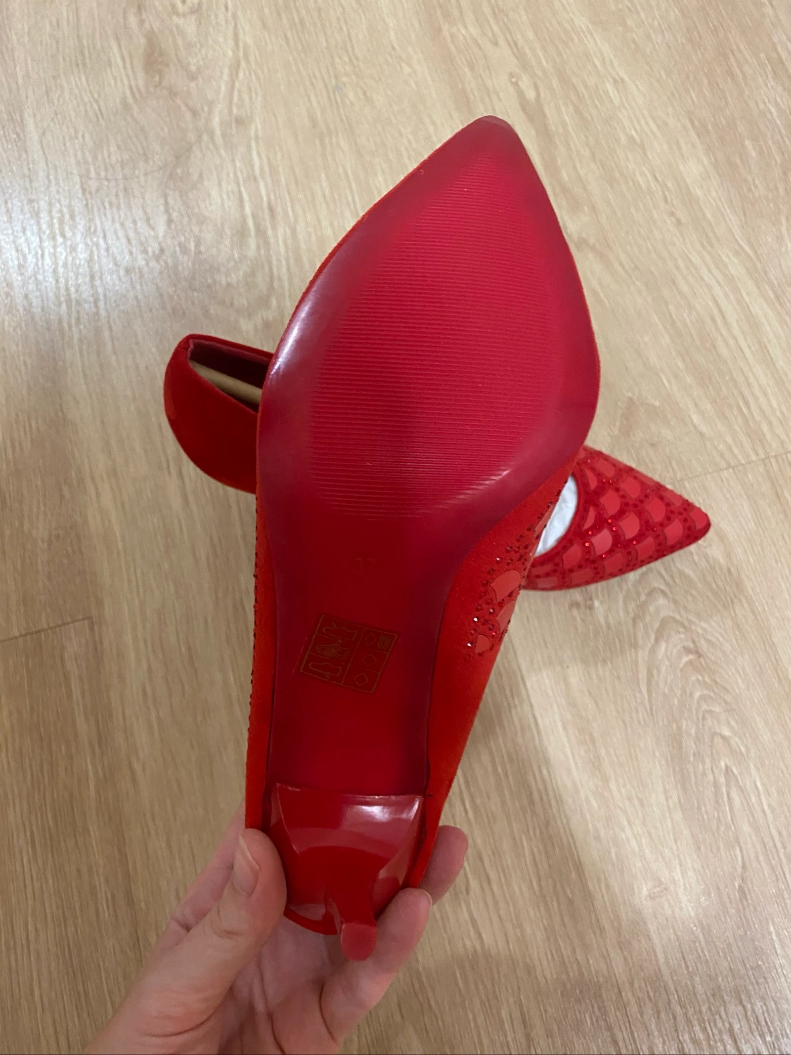 Rode hakken – photo 4